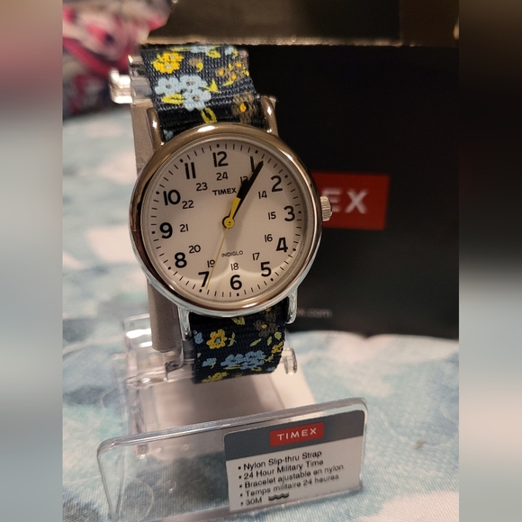 Timex Weekender watch - Picture 5 of 5